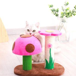 sophie's scratching post